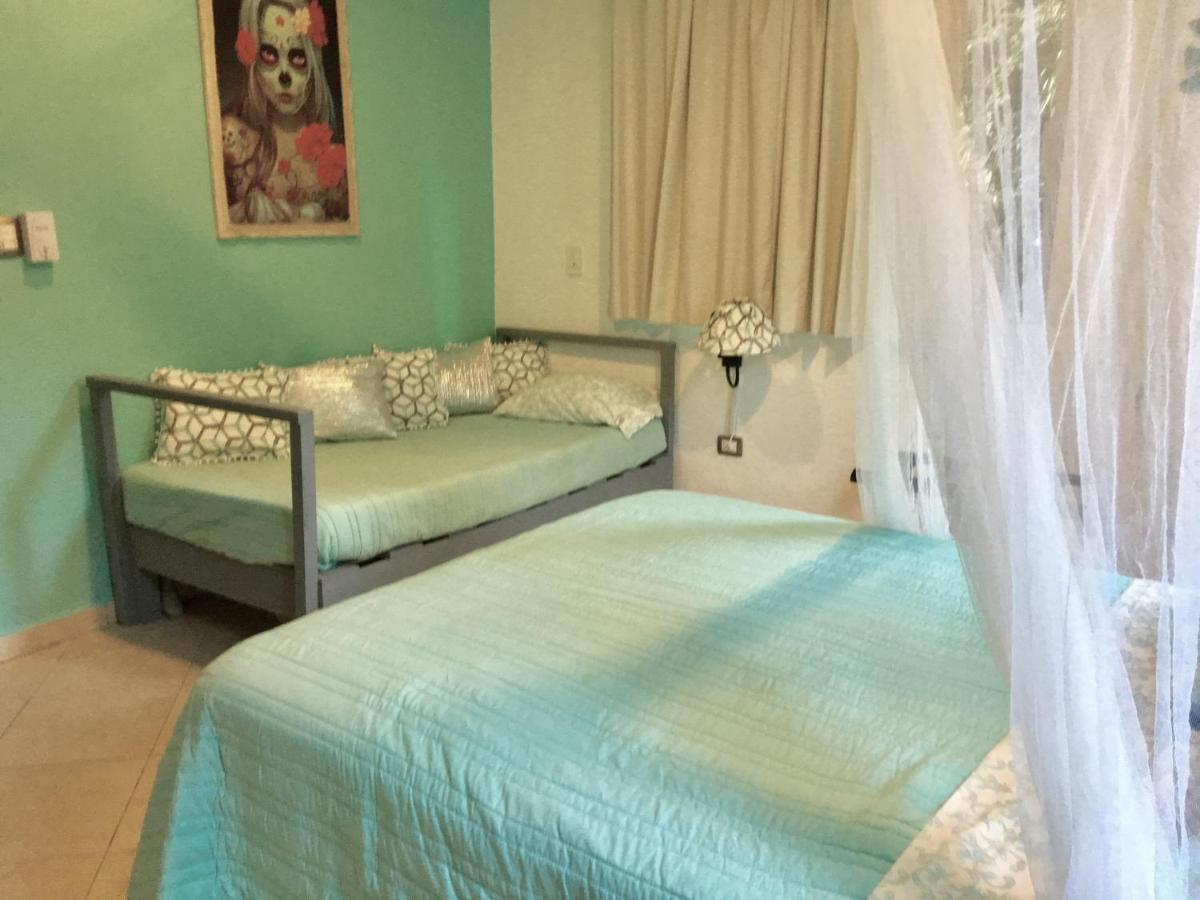 Esquina De La Felicidad De Playacar Bed and Breakfast Playa del Carmen Eksteriør billede