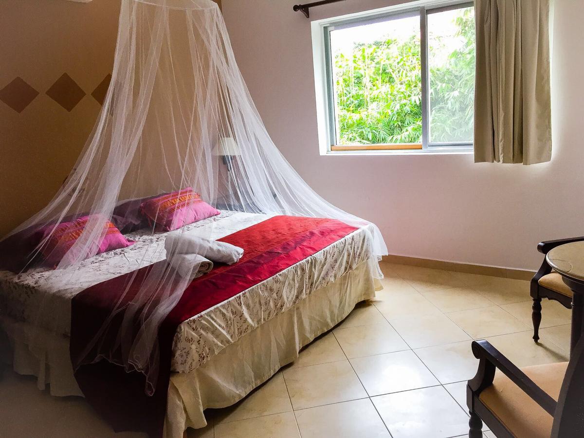 Esquina De La Felicidad De Playacar Bed and Breakfast Playa del Carmen Eksteriør billede