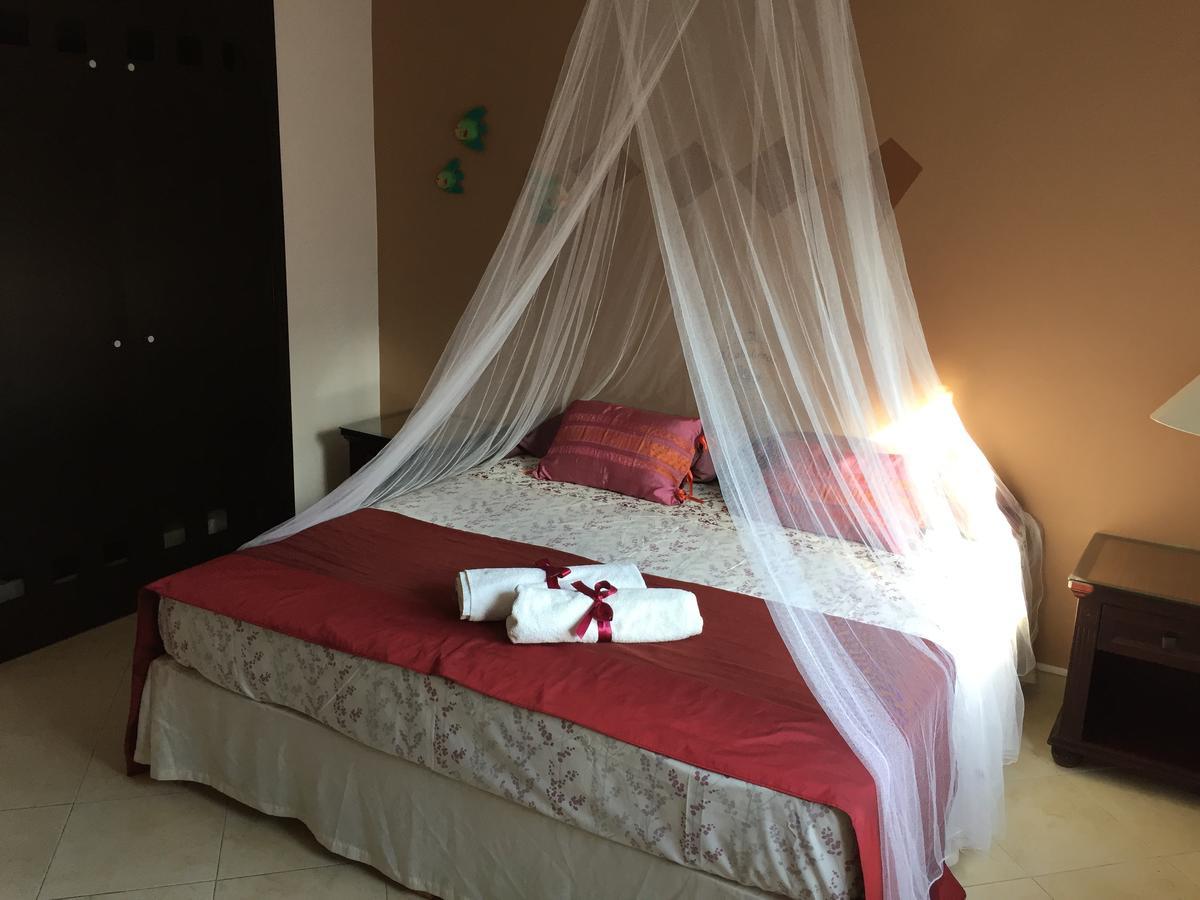 Esquina De La Felicidad De Playacar Bed and Breakfast Playa del Carmen Eksteriør billede